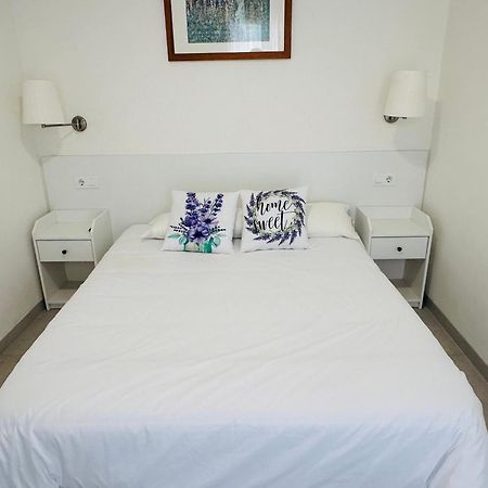 Apartamentos Turisticos Victoria Almunecar Luaran gambar