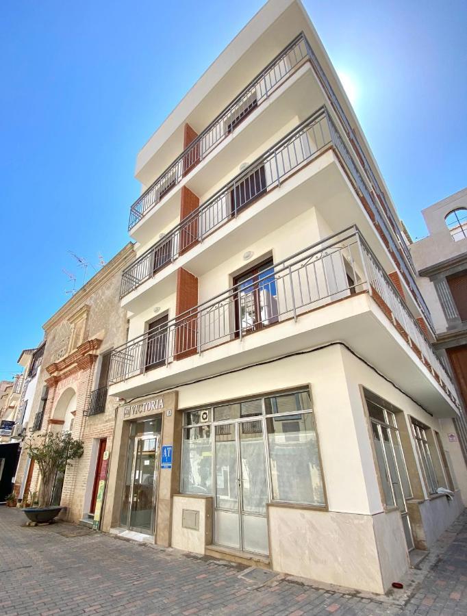 Apartamentos Turisticos Victoria Almunecar Luaran gambar