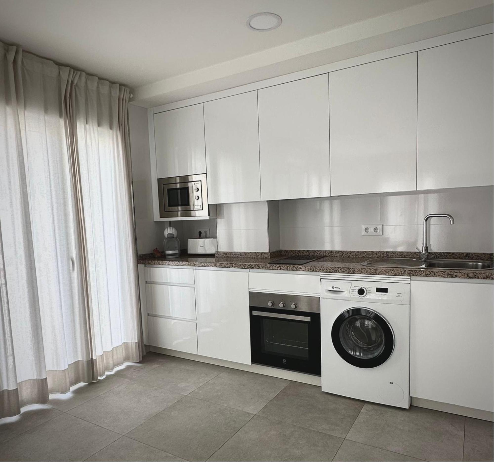 Apartamentos Turisticos Victoria Almunecar Luaran gambar