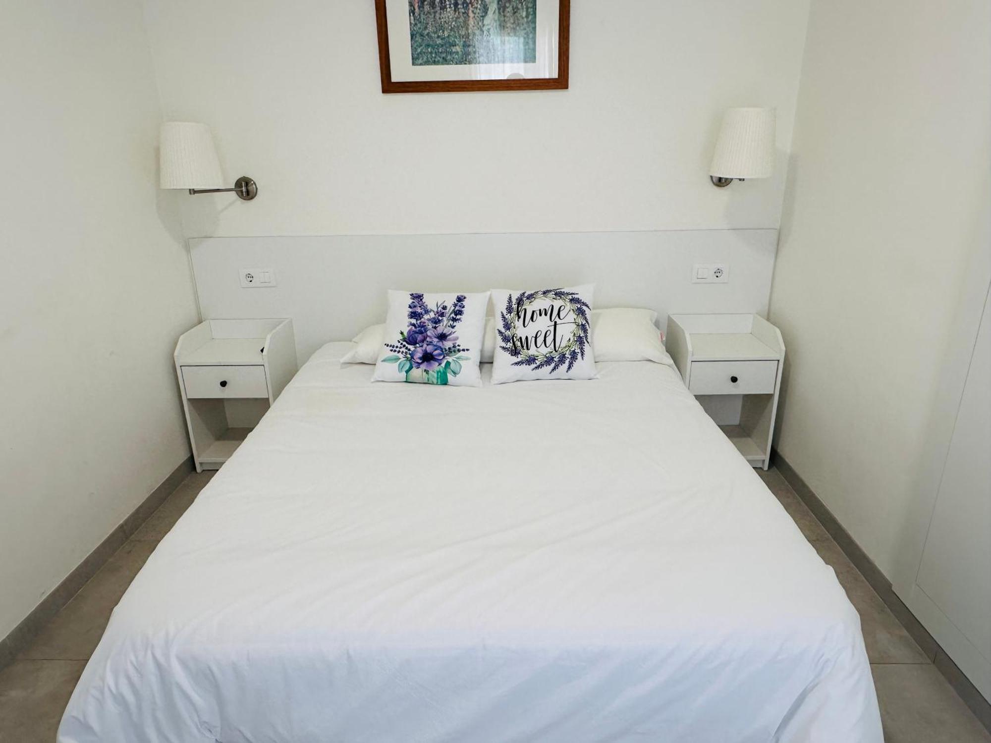 Apartamentos Turisticos Victoria Almunecar Luaran gambar